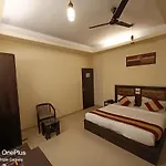 Hotel Radiance Inn
