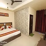 Hotel Radiance Inn