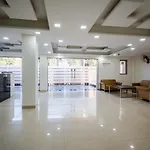 The Palms Inn I Near Medanta Medicity I Sec-38