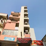 Oyo 86536 Srs Tower