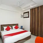Collection O 28580 The Haven Inn