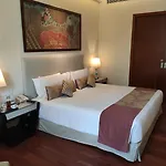 Taj Damdama Lake Resort & Spa, Gurugram