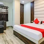Shubham Hotel By Wb Inn