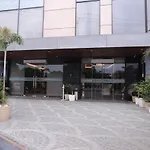 Paras Inn
