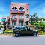 Fabhotel Rr Residency