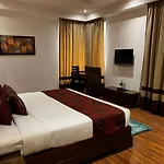 Yuhi Suites
