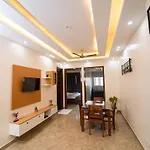 Lime Tree Two Bhk Service Apartment Golf Course Road Gurgaon
