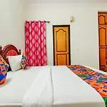 Fabhotel Singh Suite