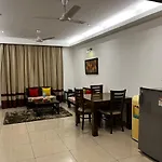 Yuhi Suites