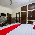 Oyo Downtown Inn Near Leisure Valley Park