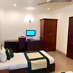 Hotel Amisa Golf Course Road Mg Road