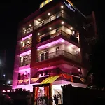 Hotel Vs Residency