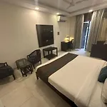 Park Studio Dlf Phase 2, Cyber City, Gurgaon