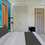 Oyo Flagship Hotel Medanta Star Lb Residency Unitech