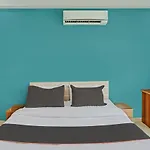 Oyo Flagship Hotel Medanta Star Lb Residency Unitech