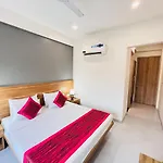 Hotel Infinity Stays Sector 45 Gurgaon - Couple Friendly
