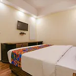 Fabexpress Kapashera Residency Near Igi Airport New Delhi