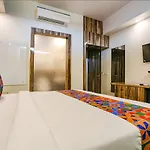 Fabexpress Kapashera Residency Near Igi Airport New Delhi