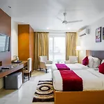 Saltstayz Executive Studio Apartment