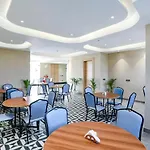 Fabhotel Infinity Stay II