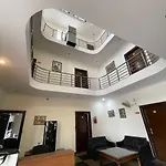 Hotel O Satguru Guest House Near Omaxe Celebration Mall