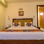 Fabhotel Imperial Inn