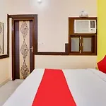 Hotel O Jas Inn Near Star Mall