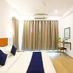 Fabhotel The Runner