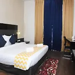 Fabhotel Posh Classic