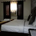 Tipsyy Inn 017
