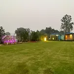 Farm With 5 Huts, Heated Pool And Bonfire