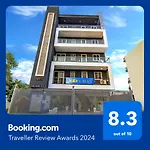 Fabhotel Kiara