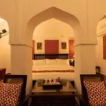 Khohar Haveli With Complimentary Breakfast And Outdoor Pool