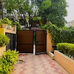 Bedchambers Serviced Apartments, Cyberpark