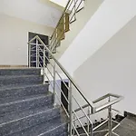 Hotel O Birdhouse Residency