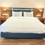 Executive Deluxe Apartment With Panoramic View In Heart Of Gurgaon