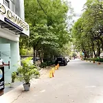 Bedchambers Serviced Apartments, Mg Road
