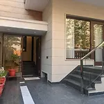 Urban Cabin