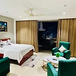 Luxury Studio With Garden Patio By Tulip Homes