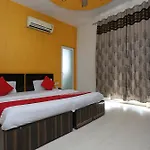 Oyo 429 Hotel Kisna Residency