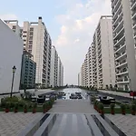 New 1Bhk At Central Park, Sohna Road, Ayaansh Resort