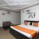 Hotel O 2173 Hotel Sebastian White