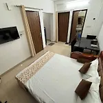 Amazing Home- 50Meter To Medanta- Gurgaon