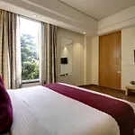 Saltstayz Select - Galleria Market & Golf Course Road