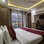 Limewood Stay Silver Studio Near Golf Course Road