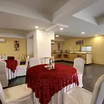 Limewood Stay Silver Studio Near Golf Course Road