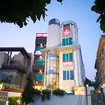 Hotel Haris Mg Road Gurugram