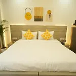 The Empire Corporate Studio Hotel Sector 43 ,Golf Course Road , One Horizon Center