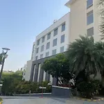 V Retreat Gurgaon