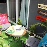Zaniah - 1Bhk, 2 Balconies, Free Parking & Wi-Fi
